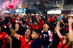 Independiente es un veradero caos. Renunció Doman y los deja sin entrenador y con una deuda millonaria