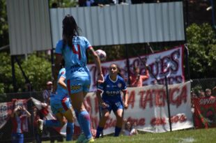 Arsenal vs Unión de Santa Fe por la Primera C del fútbol femenino.
