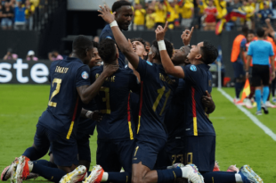 Ecuador logró un empate con México para ganarse el derecho a jugar con Argentina por cuartos