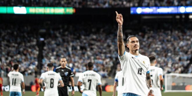 Uruguay hace historia al golear a Bolivia en Copa América de Estados Unidos