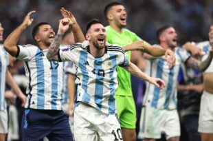 Argentina va por una histórica triple corona ante Colombia