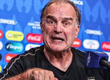 Marcelo Bielsa podría ser severamente sancionado por CONMEBOL tras duras críticas a la organización de la Copa América