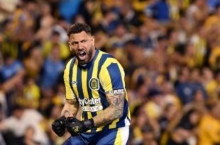 Jorge "Fatura" Broun fue figura en la clasificación de Rosario Central en Porto Alegre