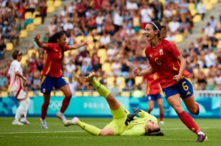España debutó triufante en el fútbol olímpico de París 2024