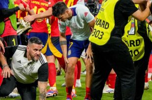 Morata fue lesionado por un guardia de seguridad que patinó al intentar detener a un hincha invasor