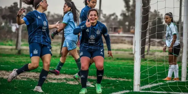 Talleres de Córdoba campeona de la Primera B del fútbol femenino