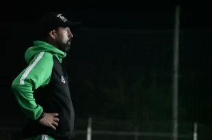 Carlos "Chacho" Coudet sorprendió con su renuncia a Laferrere
