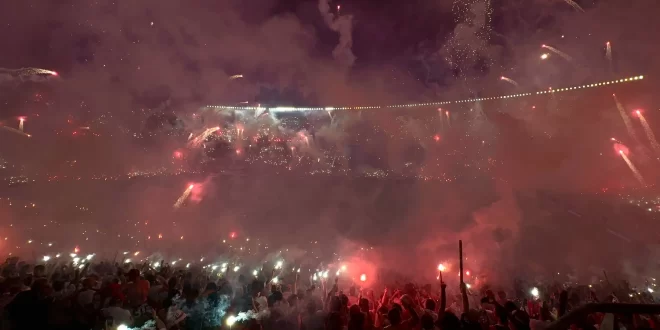 Sancionan a River con clausura de una tribuna por pirotecnia. Jorge Brito puso el grito en el cielo.