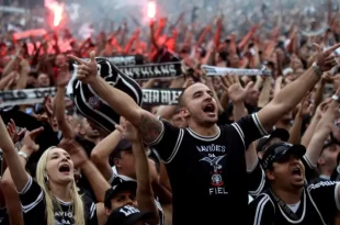 Hinchada de Corinthians busca reunir 118 millones de dólares para pagar la deuda de la construcción del estadio