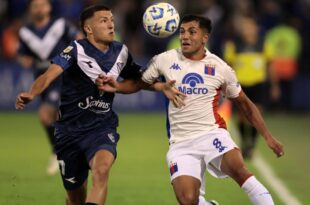 Vélez rompió la mala racha al vencer gracias a gol en contra a Tigre. Lidera solitario la Liga Profesional