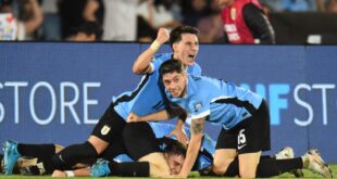 Uruguay le ganó en la agonía del partido a Colombia