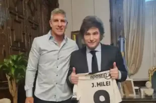 Martín Palermo se convirtió en ídolo con pie de barro para los hinchas de Boca por foto con Milei en la Rosada
