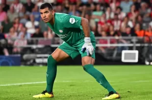 El arquero argentino Walter Benítez entre la renovación con PSV o aceptar algún otro desafío en Europa