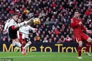 Fulham con sus jugadores brasileños le complicaron la jornada a Liverpool
