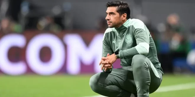 Abel Ferreira entrenador de Palmeiras chicaneó a Klopp