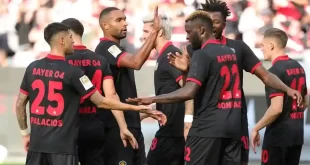 Bayer Leverkusen derrotó al BVB para seguir en la cacería del Bayern