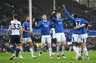 Everton sumó tres puntos de oro sobre un pobre Tottenham