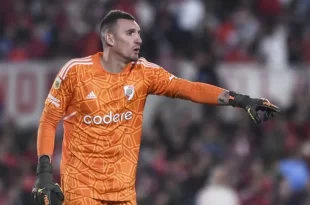 Franco Armani se mandó un blooper que le costó agónico empate para River