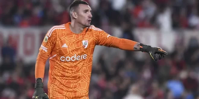 Franco Armani se mandó un blooper que le costó agónico empate para River