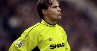 Mark Bosnich polémico arquero australiano del Manchester United