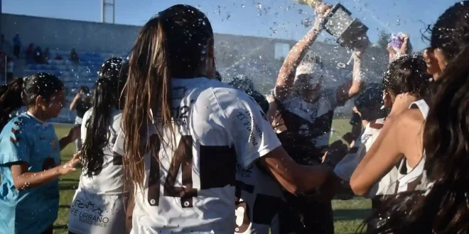 Platense se quedó con el título de dos categorías en la Liga FutFem