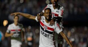 Sao Paulo venció a Corinthians en el clásico "Majestuoso" por el Paulista