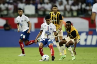 Bahía goleó al The Strongest y clasificó a la tercera ronda de la Libertadores