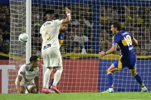 El gol que erró Cavani