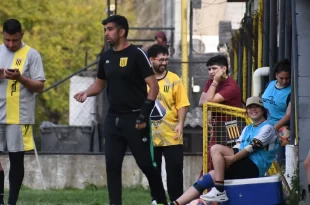 Gerardo Giménez no será más el entrenador de Almirante Brown femenino