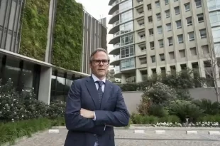 Foster Gillett no está pagando; pesímos antecedentes tiene el empresario norteamericano