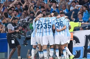 Racing le ganó 2-0 a Botafogo por Recopa
