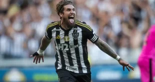 Atlético Mineiro le ganó por goleada al América en la ida de las finales del Mineiro