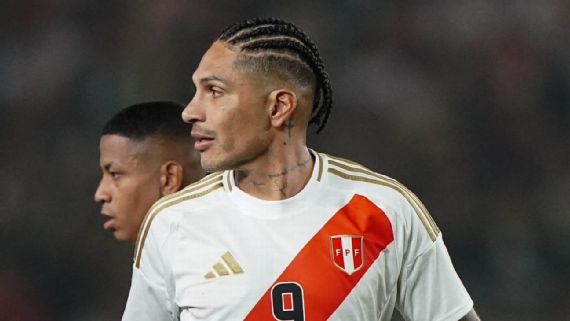 Paolo Guerrero estalló contra la Conmebol por designación de árbitros chilenos