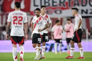 River Plate no pudo con Rosario Central y se conformó con un 2-2 de local
