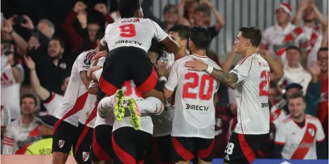River Plate cierra la jornada de Libertadores con media docena de goles de local ante Independiente del Valle