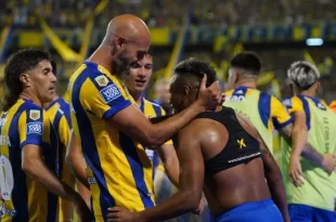 Rosario Central cuando todo se preparaba para un empate le ganó a Estudiantes y clasificó