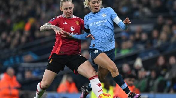 Inglaterra no admitirá jugadoras transgénero en su liga
