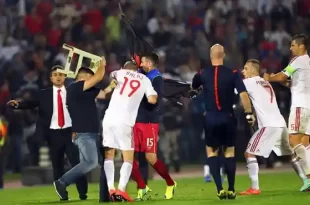Albaneses abuchean himno serbio durante el "partido prohibido" válido por Eliminatorias 2026