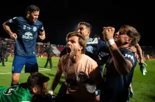 Independiente Rivadavia campeón Copa Argentina 2025 celebrando el título